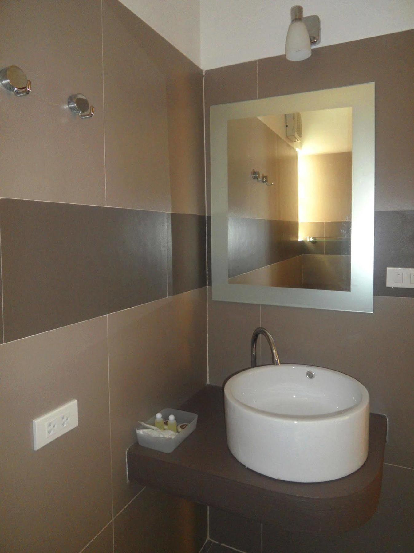 Gp Rooms Pool Guesthouse Pattaya Exterior photo