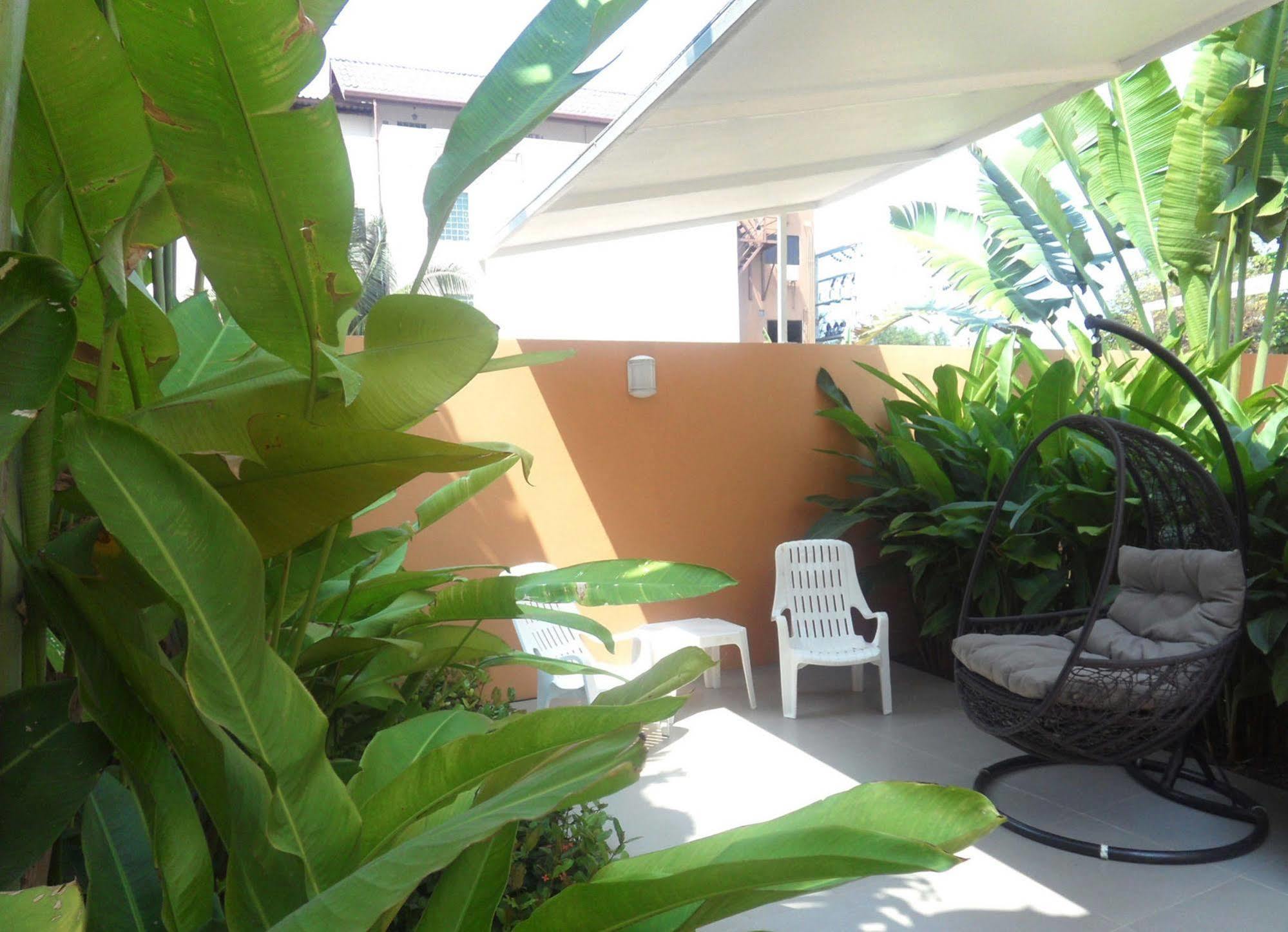 Gp Rooms Pool Guesthouse Pattaya Exterior photo